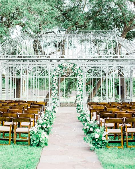 The 16 Best Cheap Wedding Venues for Rent in Austin, TX